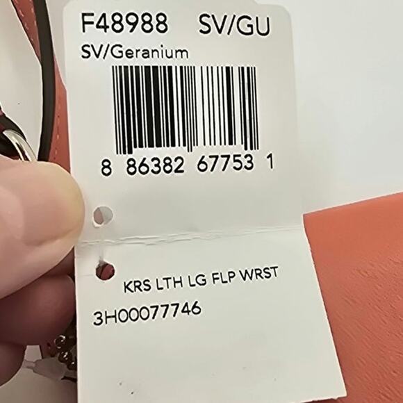 NWT Coach Wrist Purse Wallet Clutch Coral with Defect - Picture 3 of 8